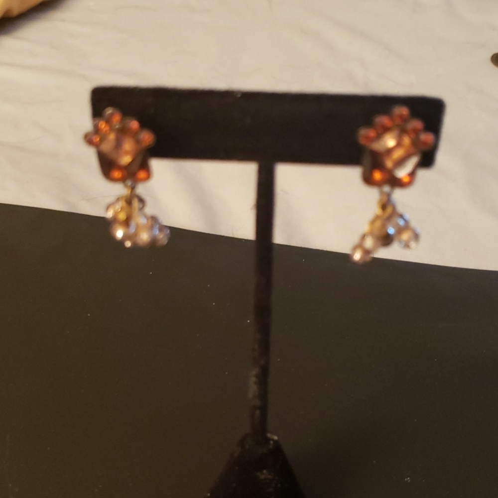 Amethyst color drop earrings